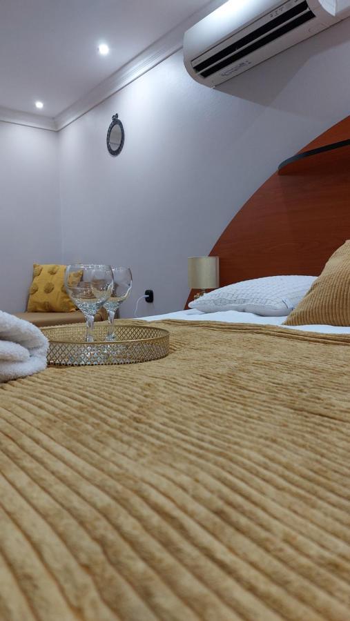 Family Apartman Gyula Extérieur photo
